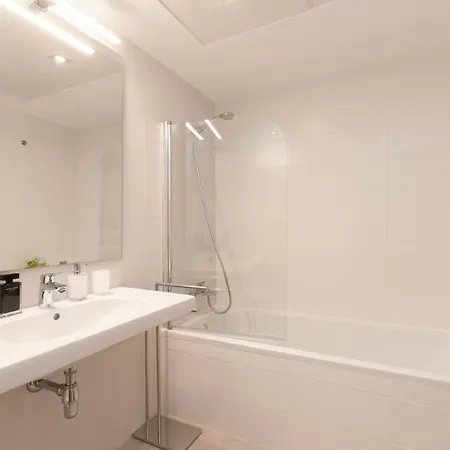 Apartment Premium Claudia By Aparters