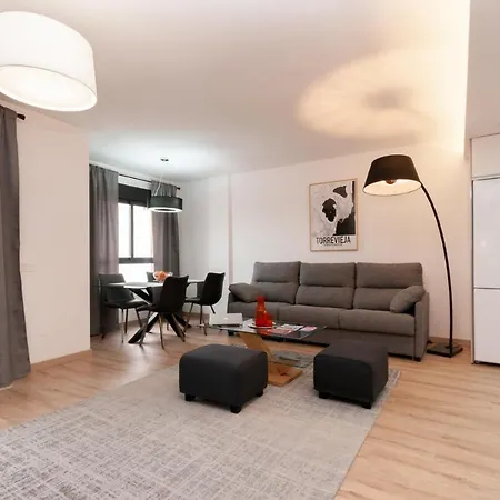 Premium Claudia By Aparters Appartement